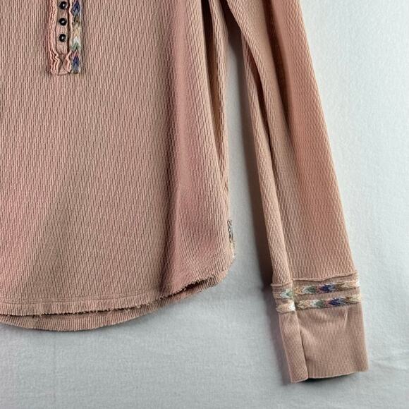 Free People We the Free Rainbow Thermal Shirt Long Sleeve Henley Rose Womens XL - Picture 5 of 11